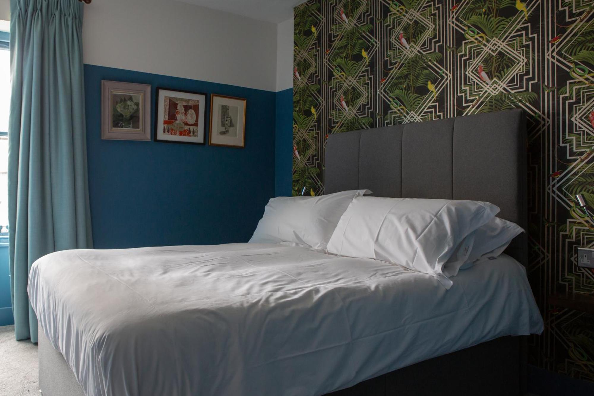 The Crown Rooms London Bagian luar foto
