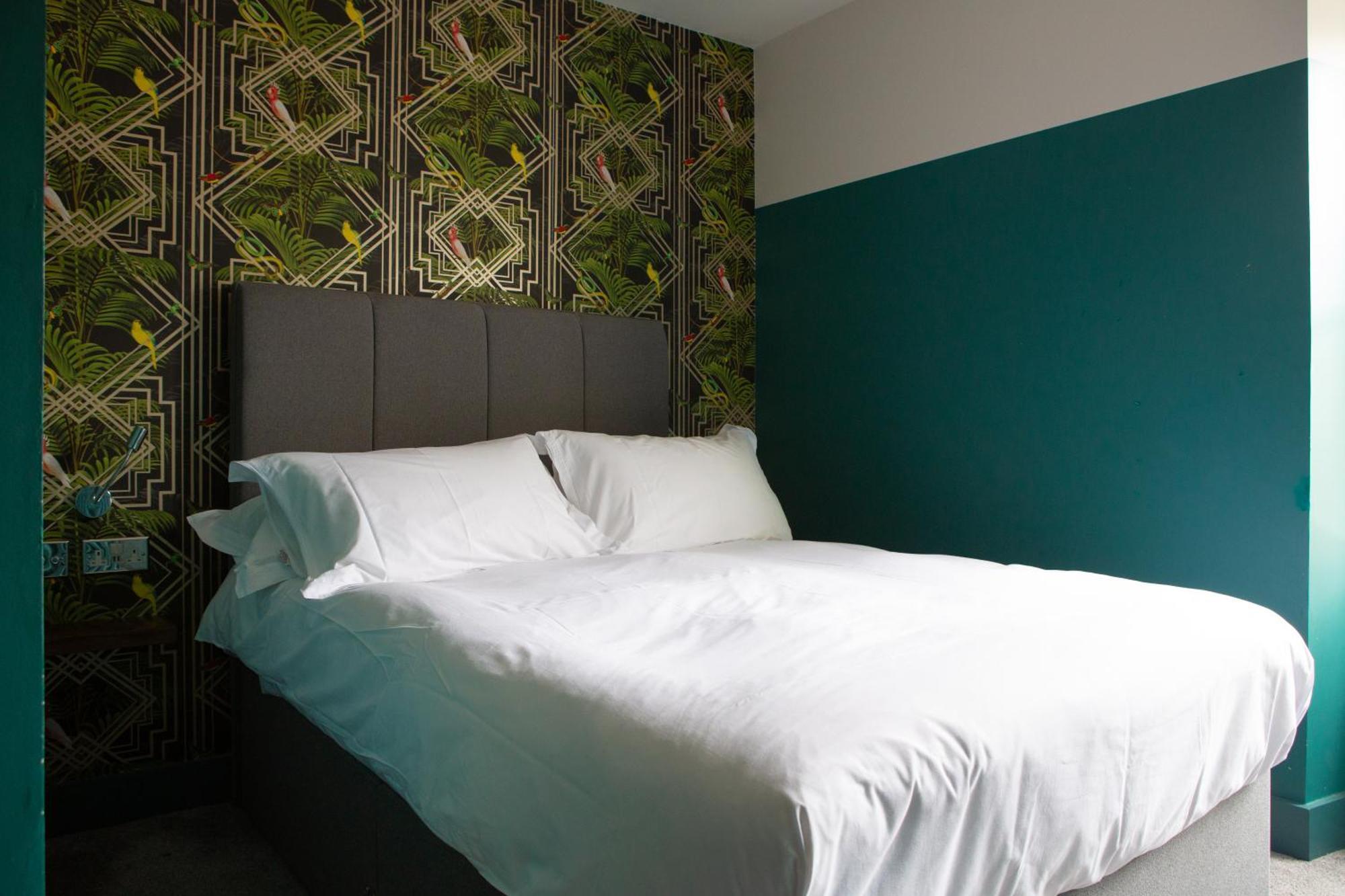 The Crown Rooms London Bagian luar foto